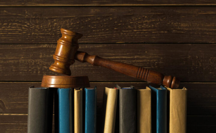 When Do You Really Need Expert Lawyers?